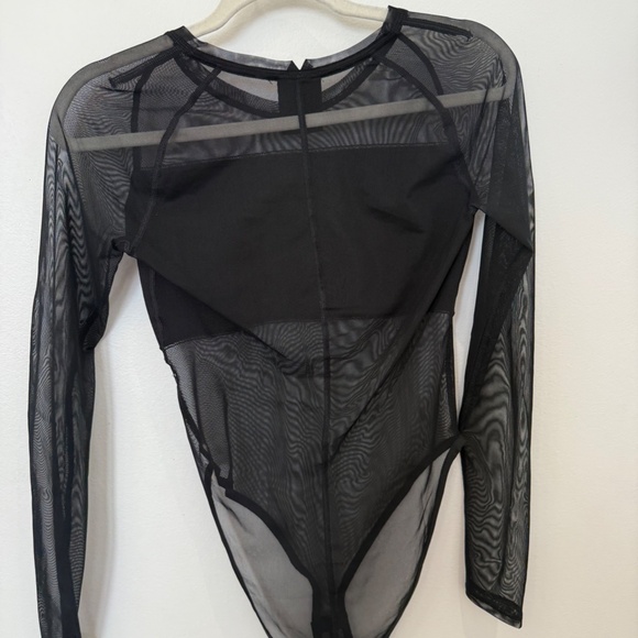 Nike Air Bodysuit - Picture 3 of 3